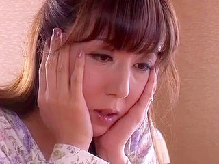 Sex with a Commercial Agent in the Secret Home Alone with Ikuina Sayuri's Pleasure