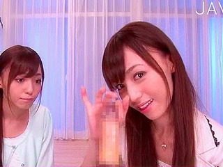 Japanese masseur fucks client's throat with worth ejaculation